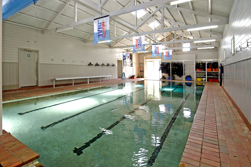 Queenscliff Dive Centre | 37 Learmonth St, Queenscliff VIC 3225, Australia | Phone: (03) 5258 4188