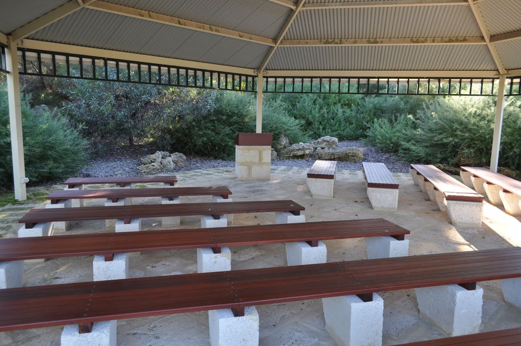 Rockingham Regional Memorial Park | cemetery | Baldivis Rd, Baldivis WA 6171, Australia | 1300793109 OR +61 1300 793 109
