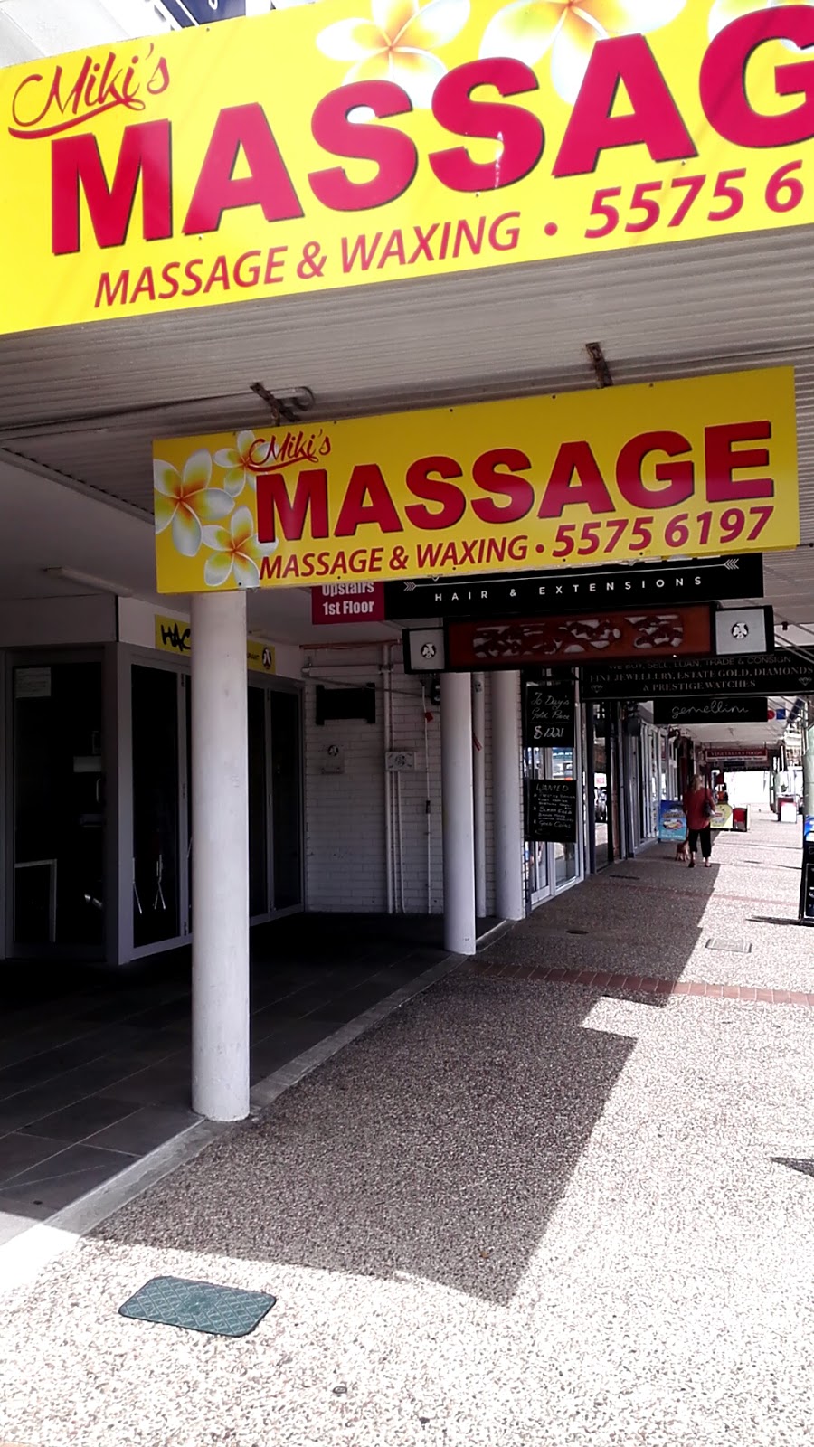 Mikis Massage | hair care | 2249 Gold Coast Hwy, Mermaid Beach QLD 4218, Australia | 0755756197 OR +61 7 5575 6197