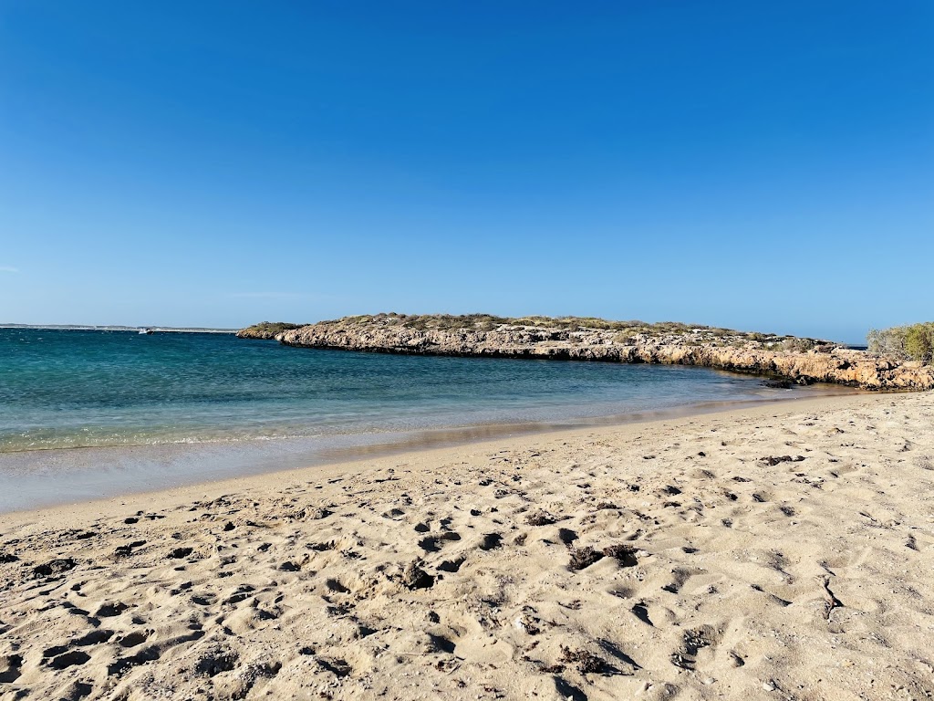 Shelter Bay campground | Useless Loop Rd, Carrarang WA 6537, Australia | Phone: (08) 9948 2226