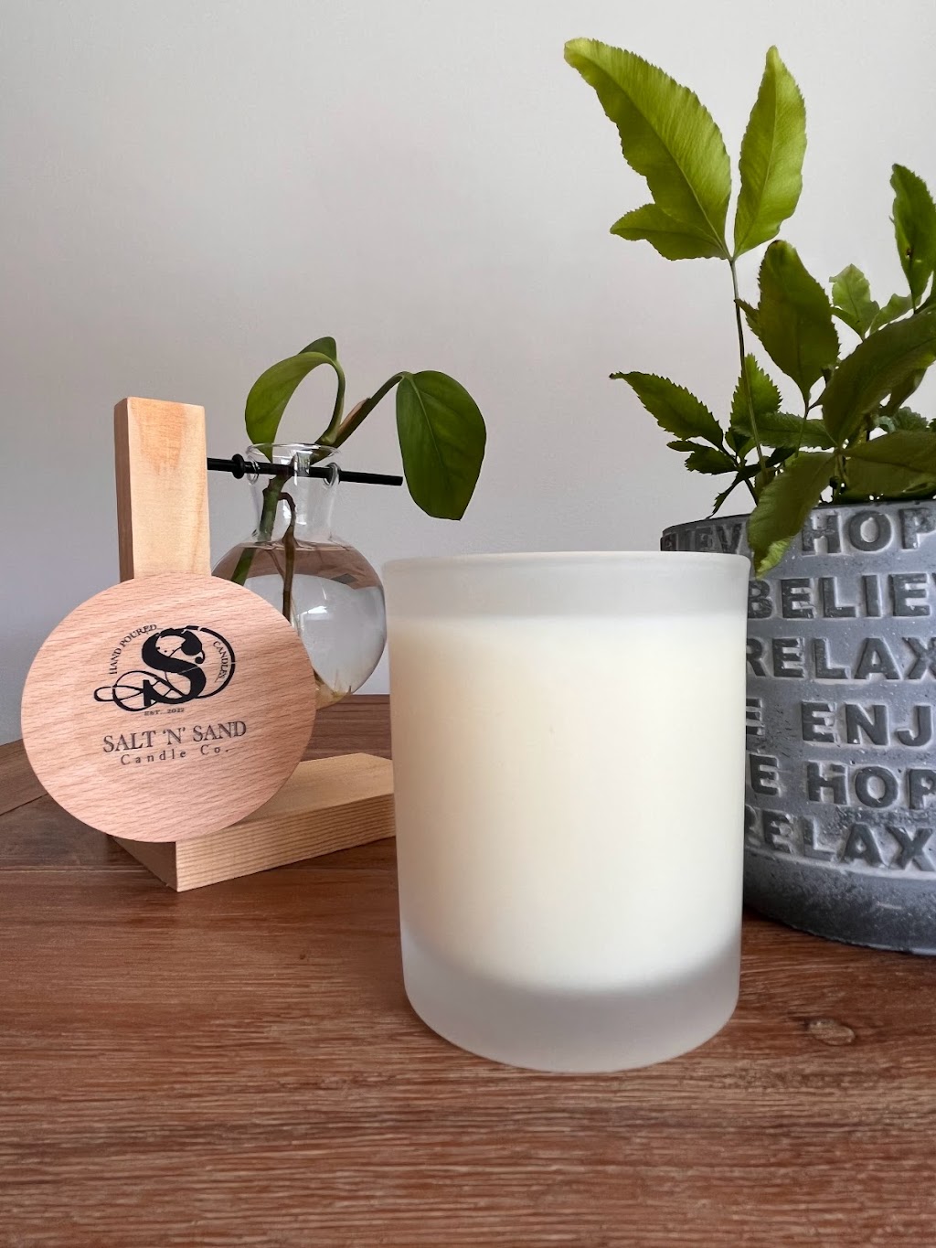 Salt n Sand Candle Co. | 21 Leopold St, Strathtulloh VIC 3338, Australia | Phone: 0498 287 752