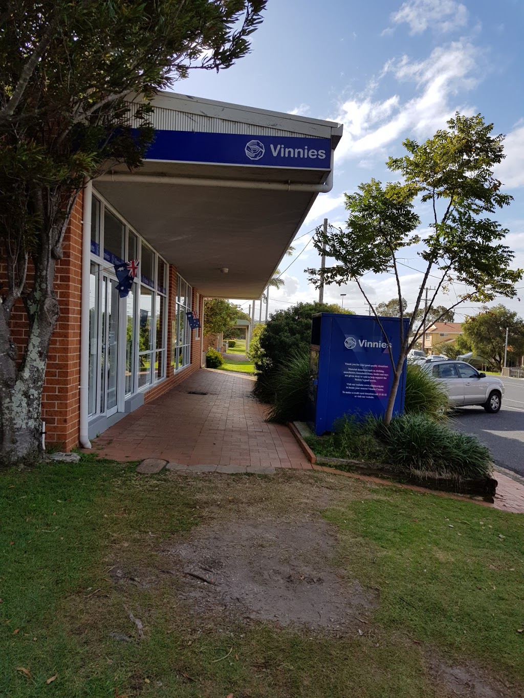 St Vincent De Paul Society Centres & Clothing Stores | clothing store | 18 Lake St, Laurieton NSW 2443, Australia | 0265598319 OR +61 2 6559 8319