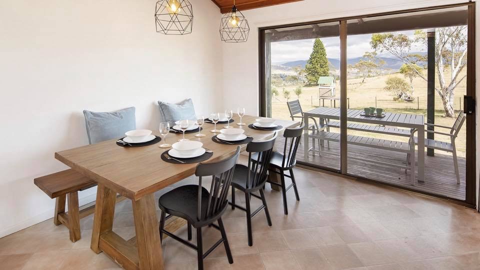 Peak View Farm | lodging | 5661 Kosciuszko Rd, East Jindabyne NSW 2627, Australia | 0264572000 OR +61 2 6457 2000