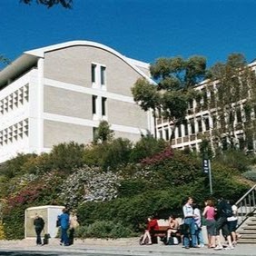 Flinders University Central Library | library | Registry Rd, Bedford Park SA 5042, Australia | 0882012131 OR +61 8 8201 2131