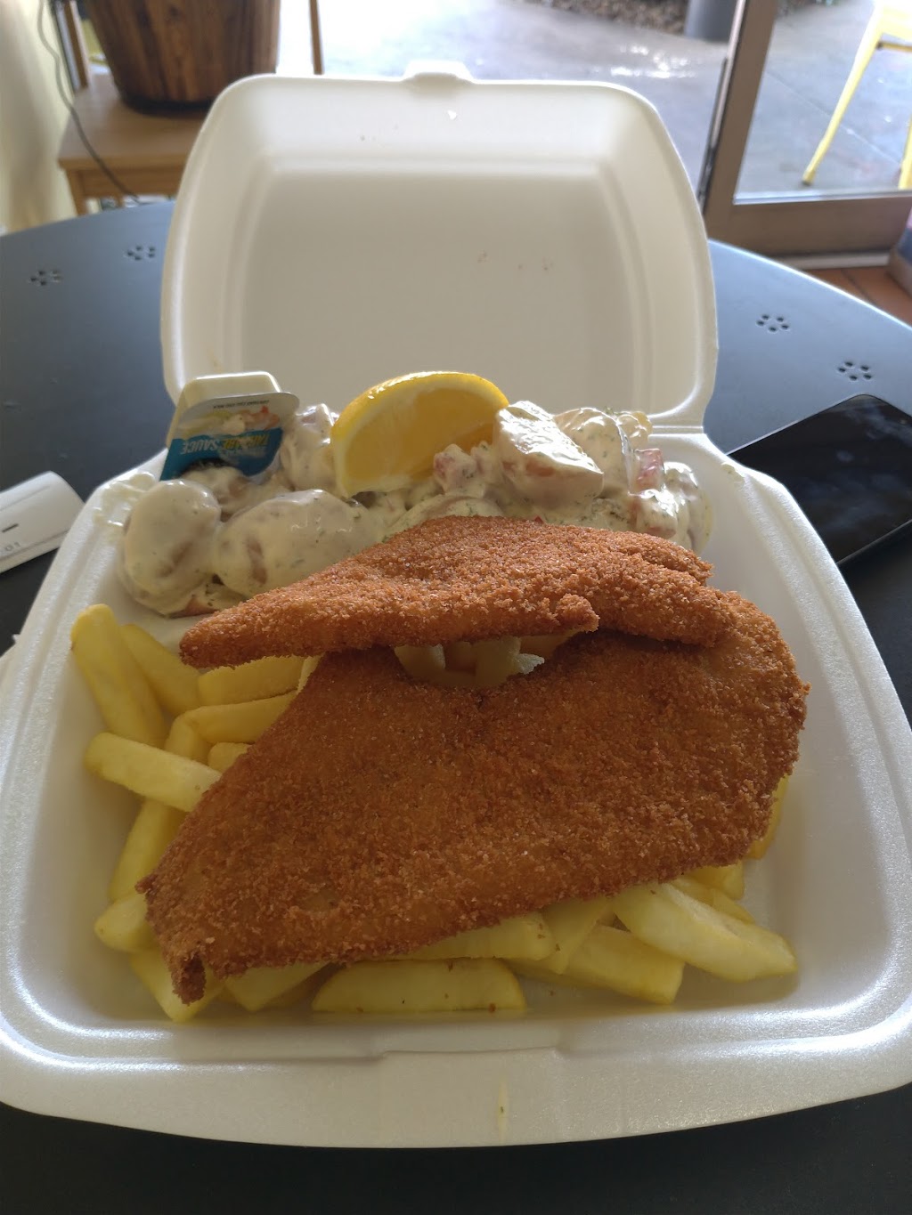 Pipis Seafood | meal takeaway | 1226 Logan Rd, Mount Gravatt QLD 4122, Australia | 0738497555 OR +61 7 3849 7555