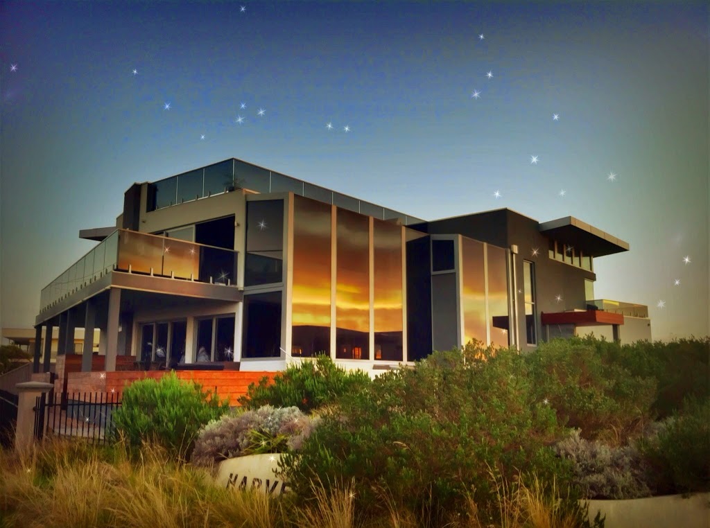 Starhaven Retreat | 13 Calimo Pl, Indented Head VIC 3223, Australia | Phone: (03) 5257 3163