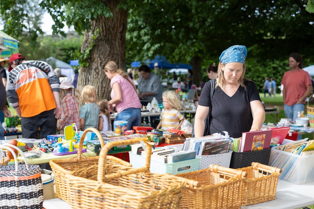 Beaufort Town Market | Memorial Rose Garden, 32-34 Willoby St, Beaufort VIC 3373, Australia | Phone: (03) 5349 3150