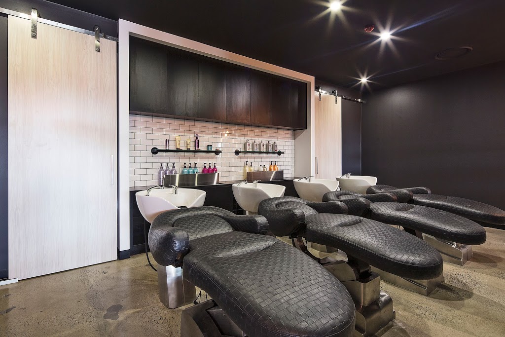 Lunatic Fringe | hair care | 531 Sandgate Rd, Clayfield QLD 4011, Australia | 0738622150 OR +61 7 3862 2150