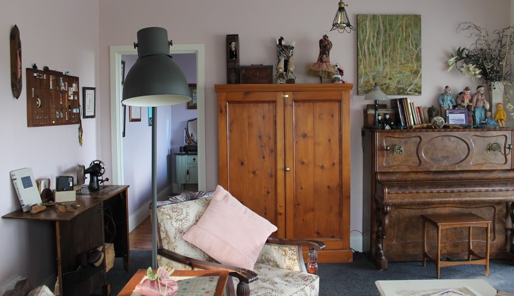 Curio Cottage | 47 Sea Parade, Port Macdonnell SA 5291, Australia | Phone: 0490 866 651