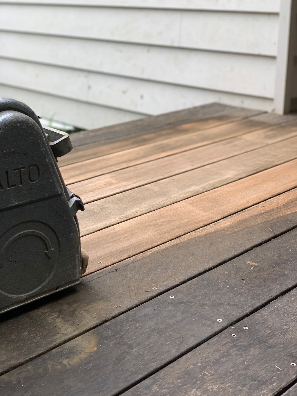 Valley Deck Renewals | Unit 6/10 Bayldon Dr, Raleigh NSW 2454, Australia | Phone: 0488 419 845