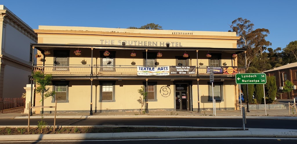 Southern Hotel | 23 Murray St, Gawler SA 5118, Australia | Phone: (08) 8522 1065