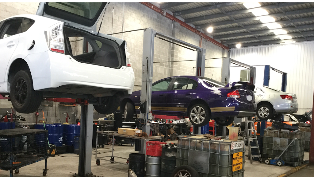 Western Suburbs Taxi Depot | car repair | 30 Staple St, Seventeen Mile Rocks QLD 4073, Australia | 0732793439 OR +61 7 3279 3439