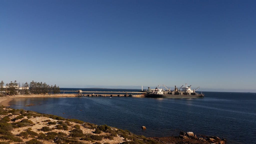 Grays Transport | 66 Decres Bay Rd, Ceduna SA 5690, Australia | Phone: (08) 8625 2517
