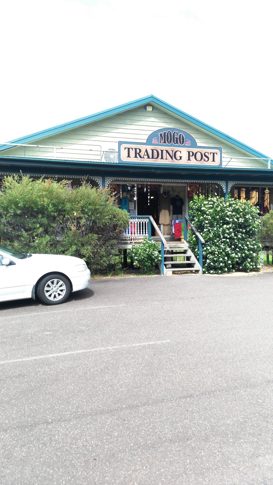 THE Old Dairy Country Crafts | store | 2 Princes Hwy, North Batemans Bay NSW 2536, Australia | 0244743524 OR +61 2 4474 3524