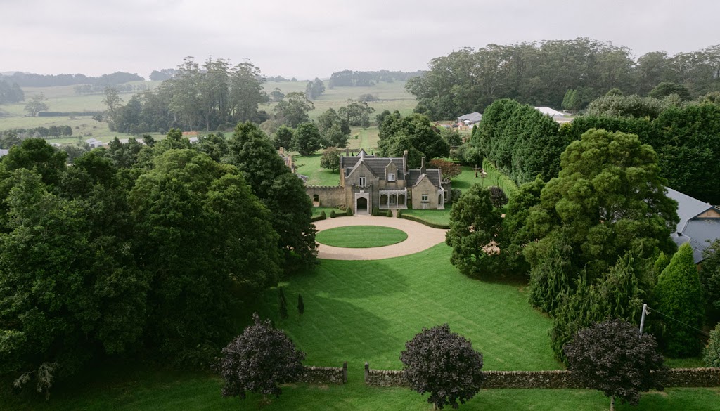 Ben Huon Manor | Luxury Accommodation | Southern Highlands | 18 May St, Robertson NSW 2577, Australia | Phone: 0402 970 978