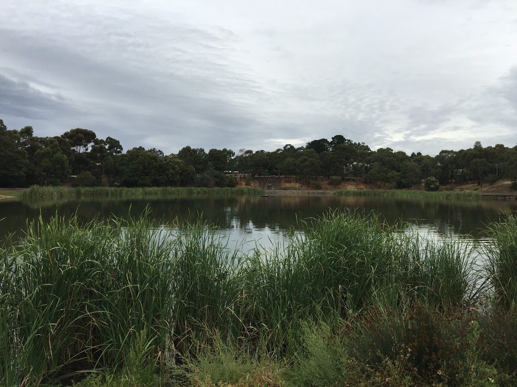 Lake Esmond Botanical Park | park | Canadian VIC 3350, Australia