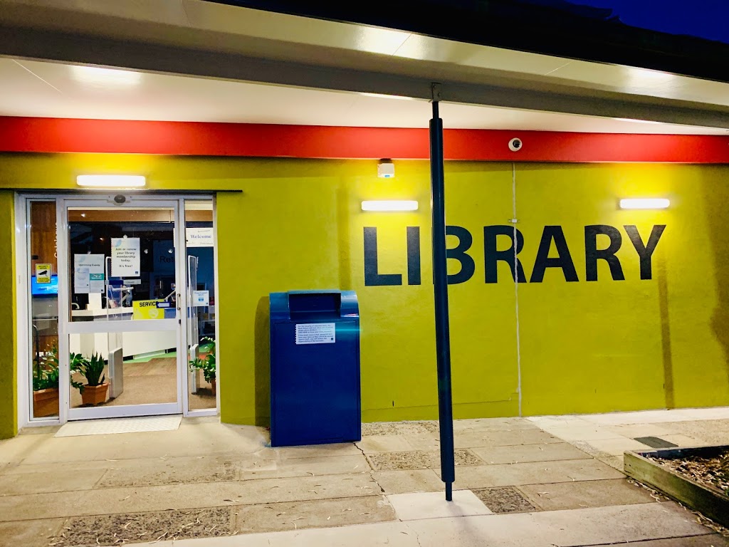 Everton Park Library | library | 561 S Pine Rd, Everton Park QLD 4053, Australia | 0734037400 OR +61 7 3403 7400