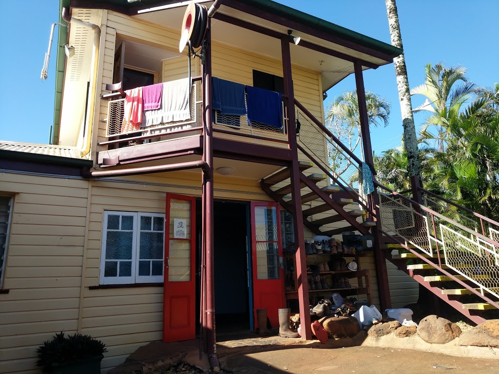 Tolga Country Lodge Backpackers Hostel | 36/38 Kennedy Hwy, Tolga QLD 4882, Australia | Phone: (07) 4095 4782