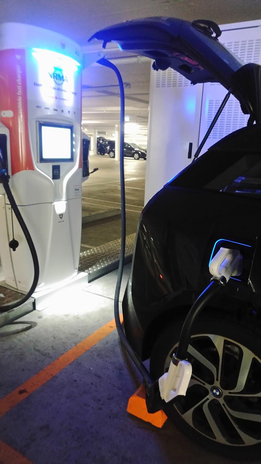 Chargefox Charging Station | Harbour Blvd, Shell Cove NSW 2529, Australia | Phone: 1300 518 038