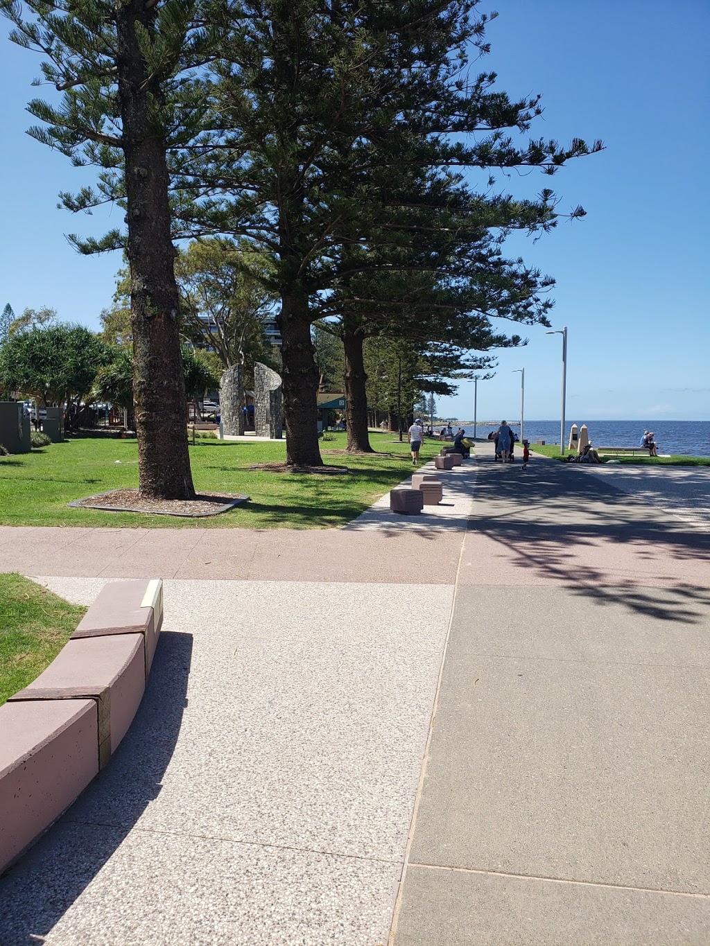 Rotary Park | 186 Redcliffe Parade, Redcliffe QLD 4020, Australia | Phone: (07) 3205 0555