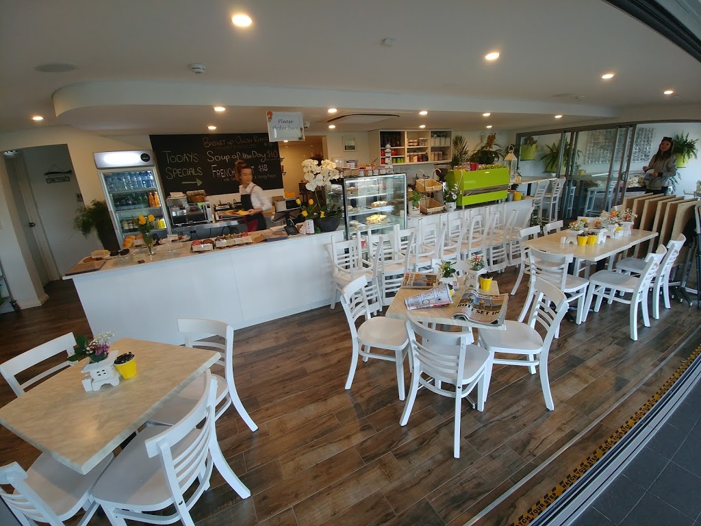 Beachpoint Cafe | 47 Perlinte View, North Coogee WA 6163, Australia | Phone: (08) 9418 4955