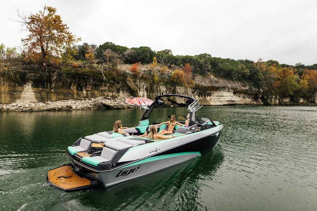 Tige Boats | 70 Meroo Rd, Bomaderry NSW 2541, Australia | Phone: 1800 950 736