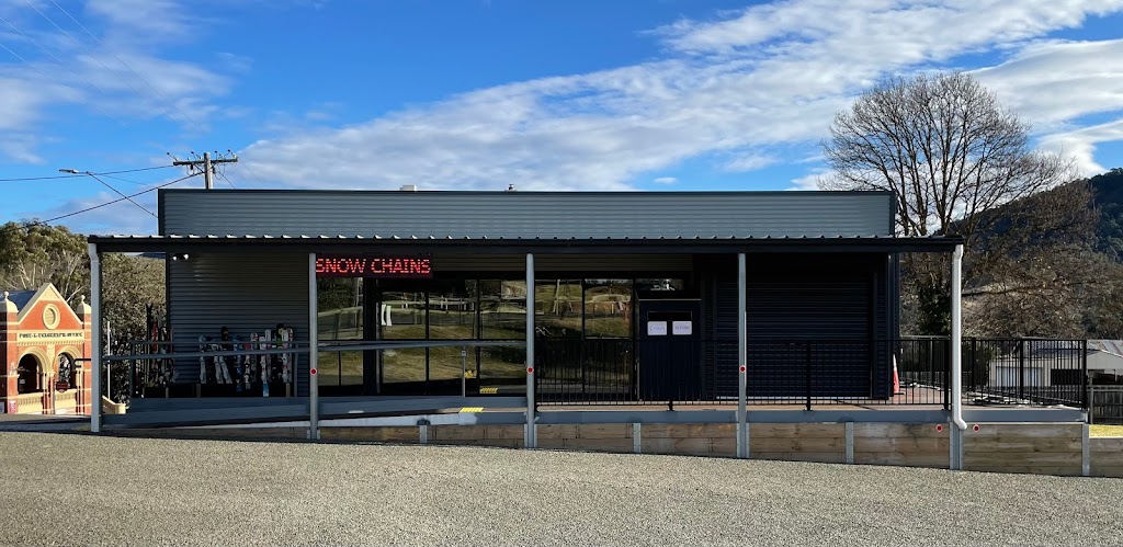 Hoys Omeo Ski Shop | 150 Day Ave, Omeo VIC 3898, Australia | Phone: (03) 5759 2589