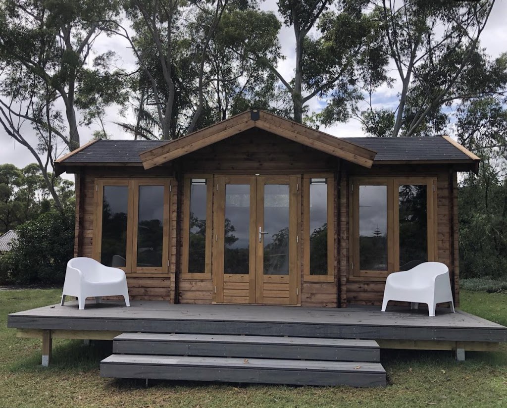 Deck and Cabin | 5 Parkview Ave, Glenorie NSW 2157, Australia | Phone: 0428 033 100