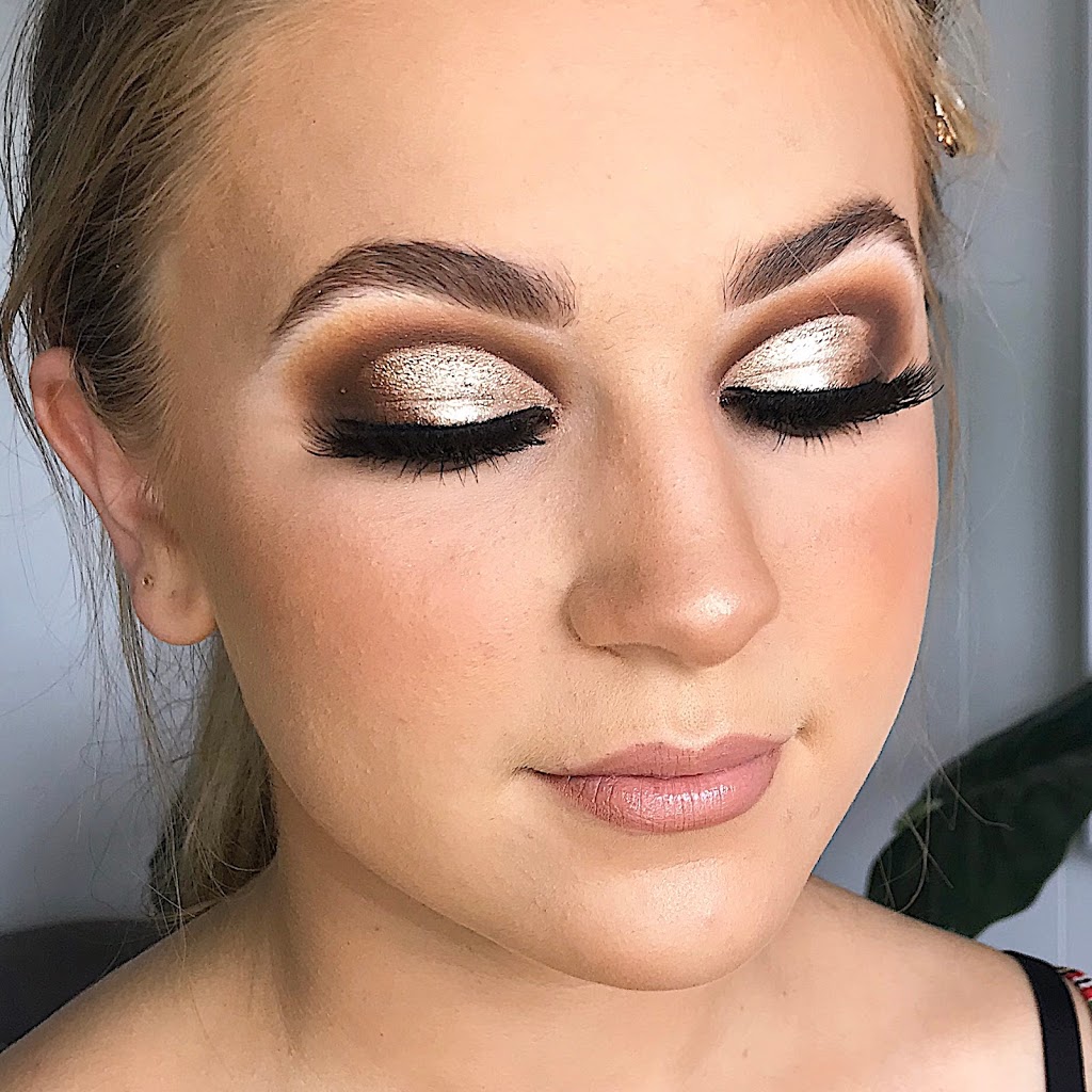 Tayissa Walters Makeup Artist | 33 Eleventh Ave, Brighton QLD 4017, Australia | Phone: 0466 797 254