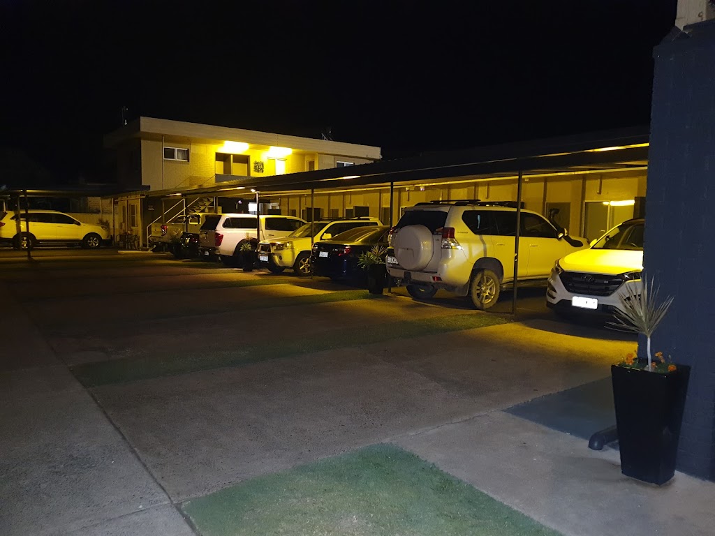 Charm City Motel | 23 Takalvan St, Bundaberg West QLD 4670, Australia | Phone: (07) 4152 2284