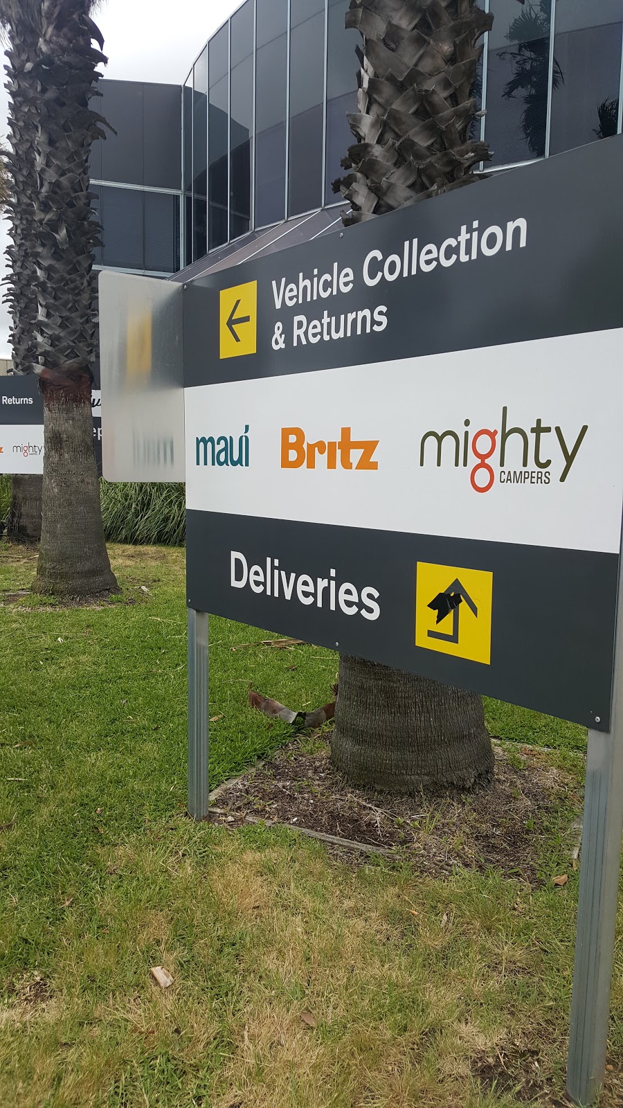 Mighty Campers Sydney | car rental | 1/1801 Botany Rd, Banksmeadow NSW 2019, Australia | 0293169071 OR +61 2 9316 9071