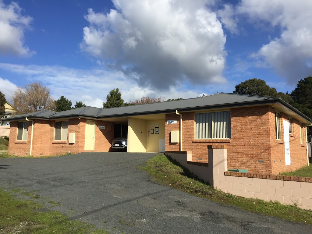 Gladstone Central Apartments | 31 Chaffey St, Gladstone TAS 7264, Australia | Phone: 1300 870 569