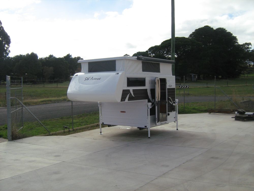 5th Avenue Slide On Campers | 1 Broadbent Ct, Beaufort VIC 3373, Australia | Phone: (03) 5349 2832