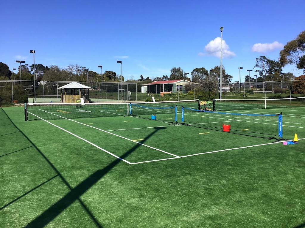 Chapman Tennis Coaching | Robertson St, Gisborne VIC 3437, Australia | Phone: 0422 225 482