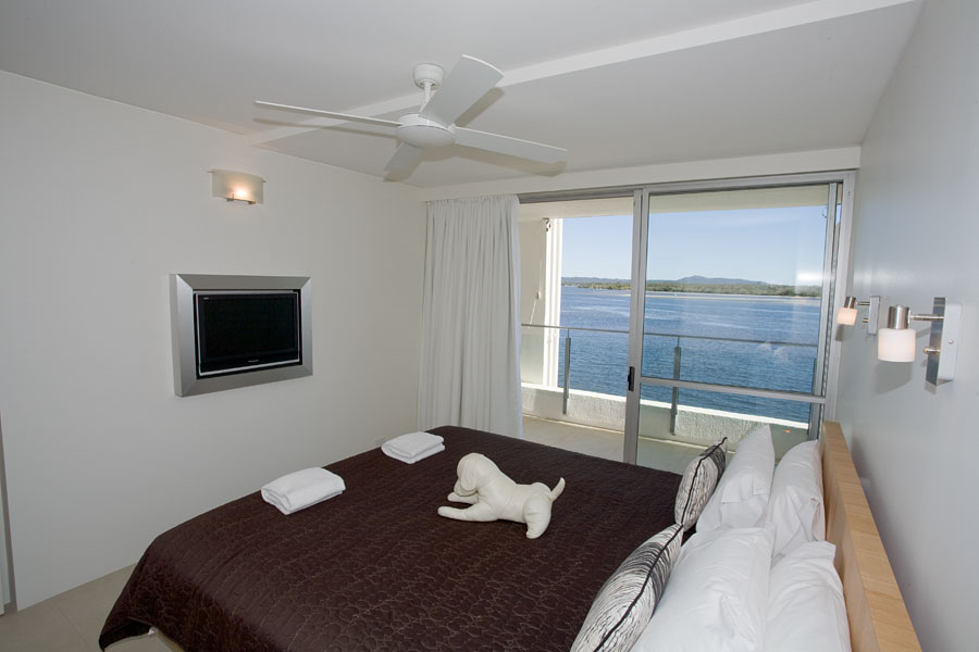 Las Rias Holiday Apartments | 8 Quamby Pl, Noosa Heads QLD 4567, Australia | Phone: (07) 5447 2799