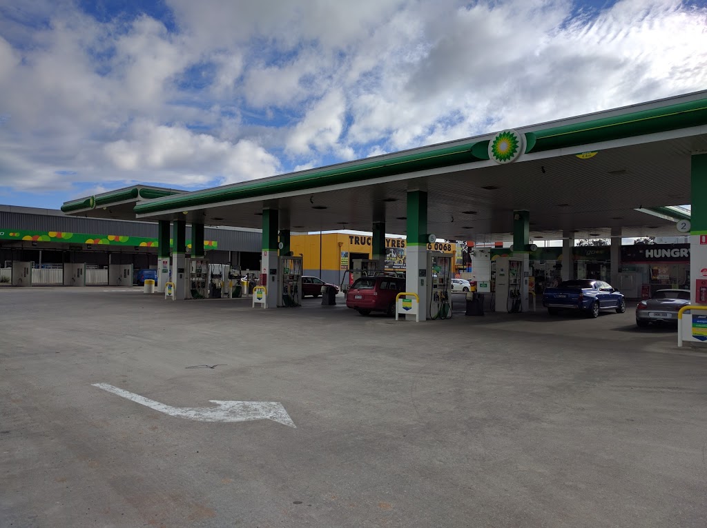 BP | gas station | Fullarton Rd &, Keilor Park Dr, Keilor Park VIC 3042, Australia | 0393360220 OR +61 3 9336 0220