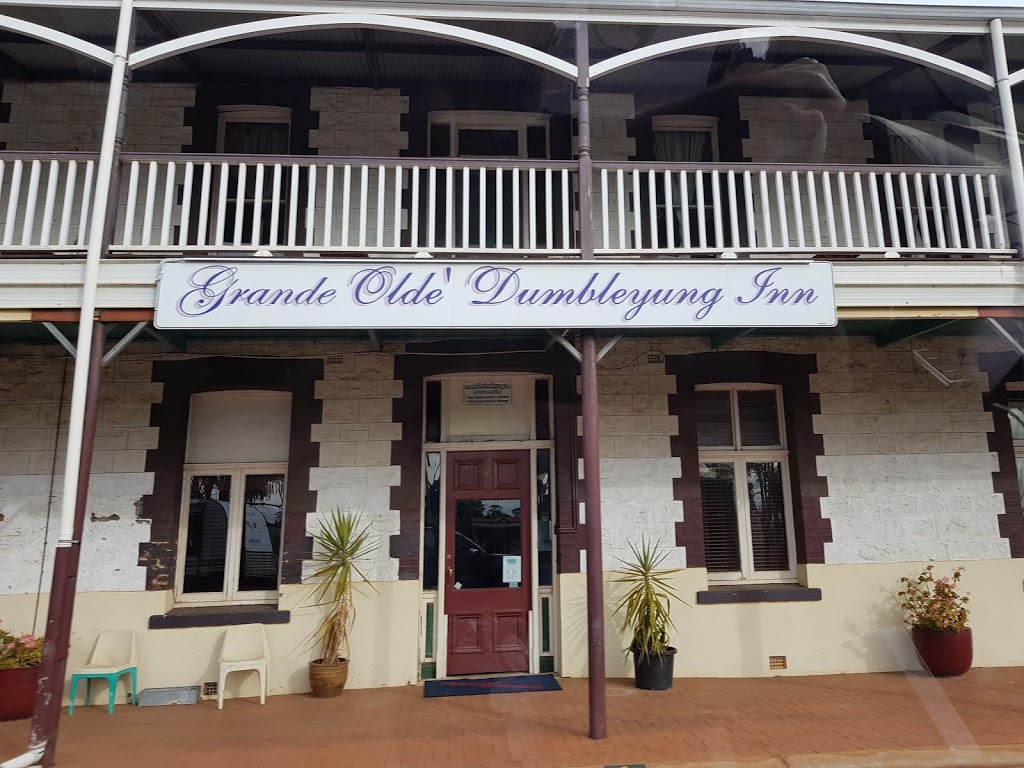 Grande Olde Dumbleyung Inn | 1 Bartram Rd, Dumbleyung WA 6350, Australia | Phone: (08) 9863 4817