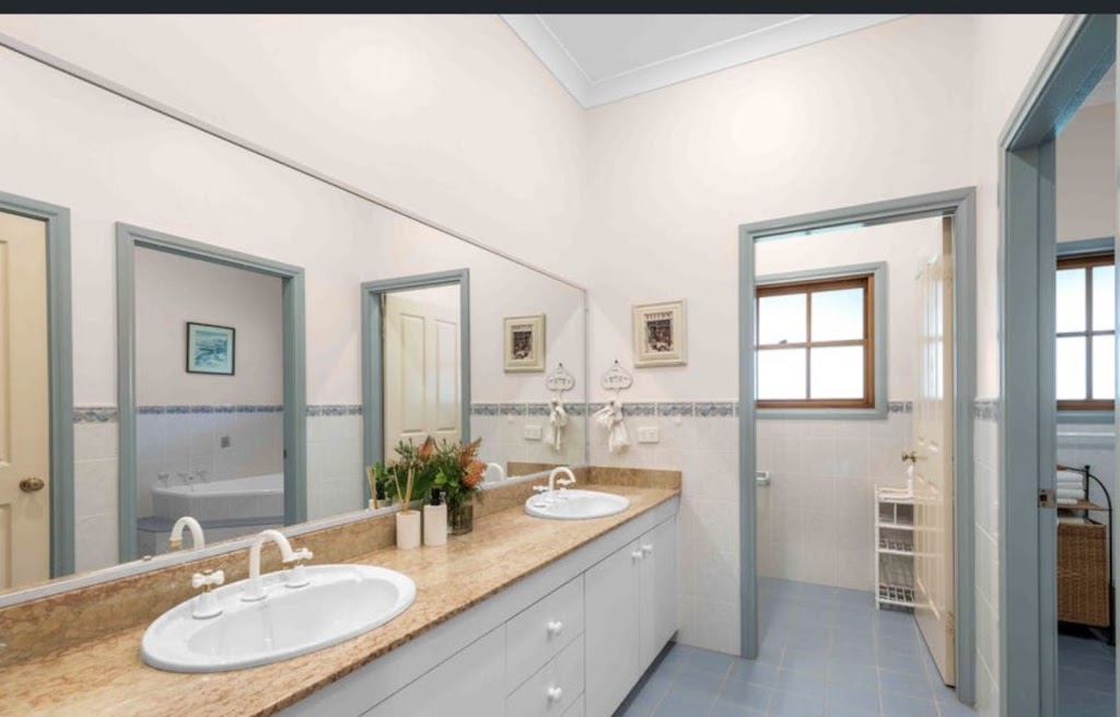 Reign B&B | 1 Reign Cl, Worrigee NSW 2540, Australia | Phone: 0488 809 968