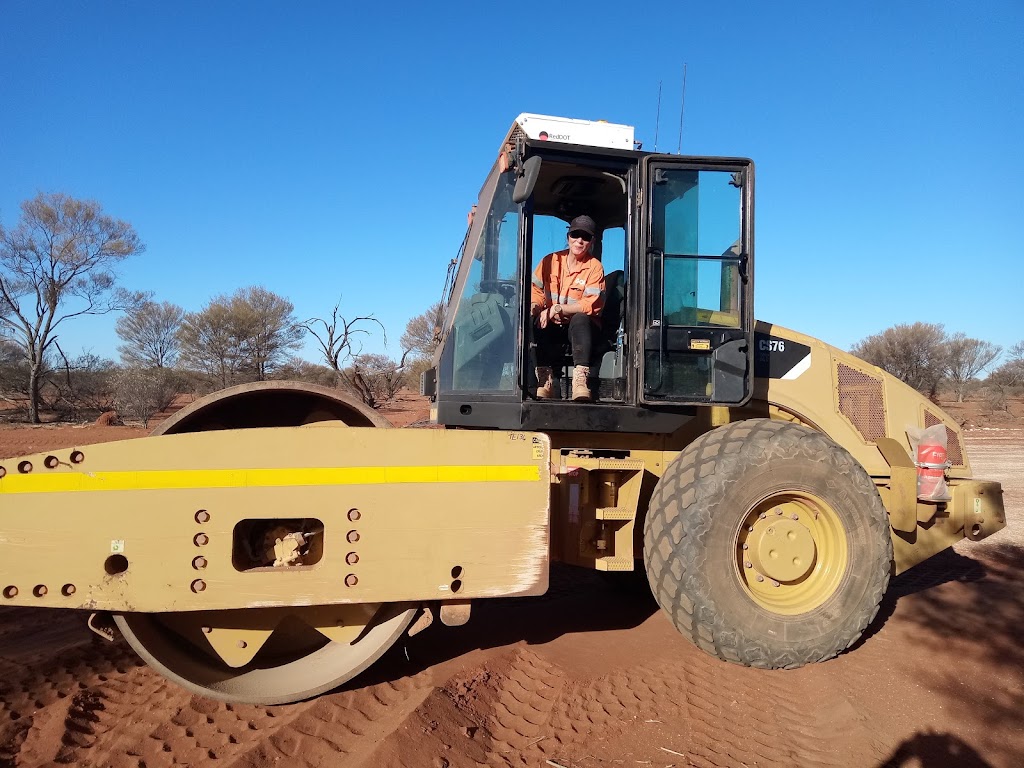 THEM Earthmoving | general contractor | 130 Horwood Rd, Geraldton WA 6530, Australia | 0408856780 OR +61 408 856 780