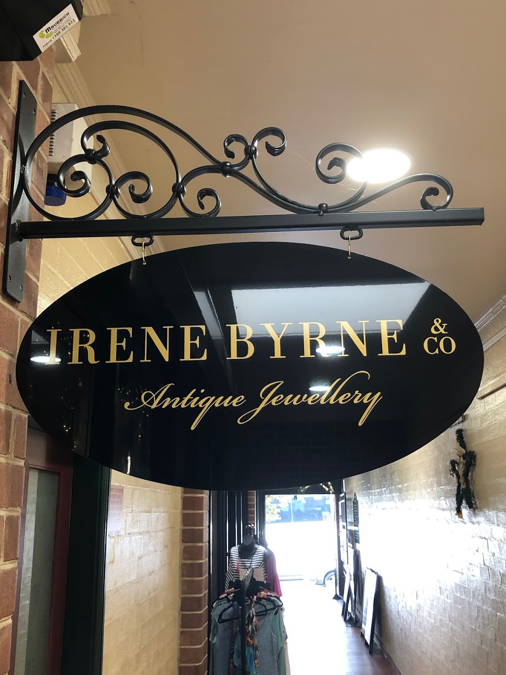 Irene Byrne & Co | jewelry store | Shop 3 The Strand Arcade, 176 Leura Mall, Leura NSW 2780, Australia | 0247002902 OR +61 2 4700 2902