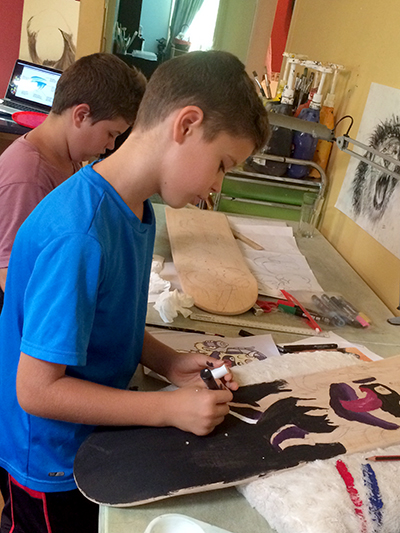 Engaged in Art Classes for Kids |  | 8 Yeovil Ct, Alexandra Hills QLD 4161, Australia | 0406047308 OR +61 406 047 308