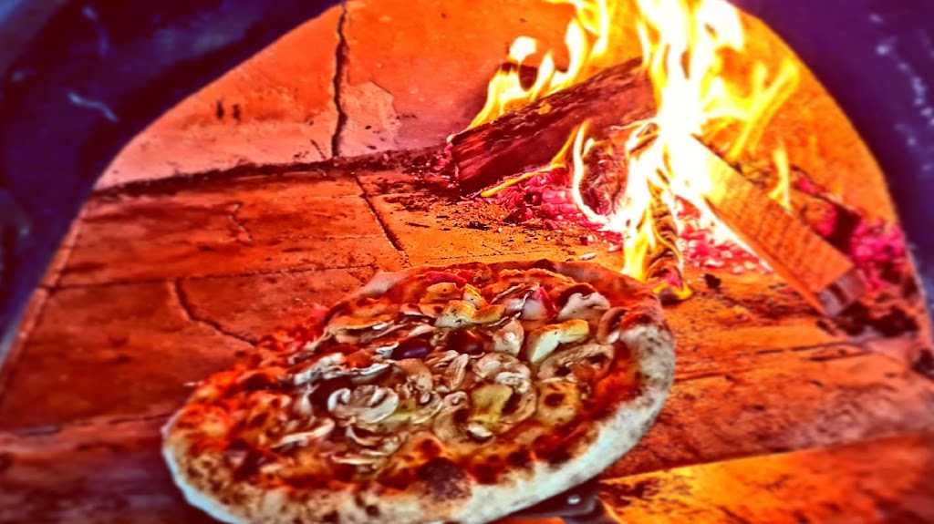 Calabrisella Woodfired Pizza | 5A Hunter St, Callala Bay NSW 2540, Australia | Phone: 0404 472 093