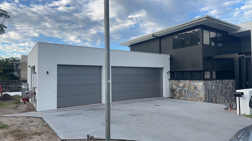 Greenys Garage Doors | Unit 2/8 Motto Ln, Heatherbrae NSW 2324, Australia | Phone: 0403 704 357