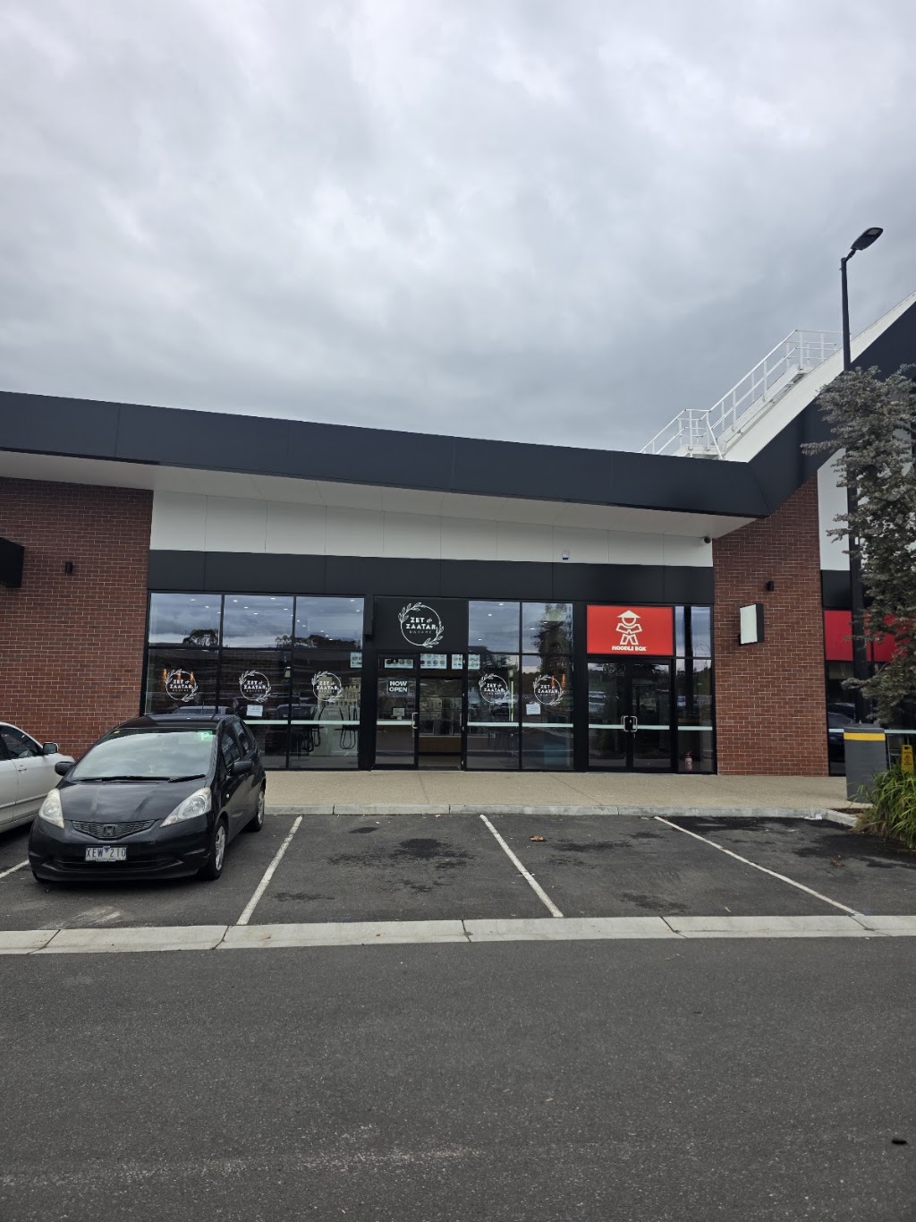 Zet and Zaatar Mernda | T36/180 Riverdale Bvd, Mernda VIC 3754, Australia | Phone: (03) 8188 0229