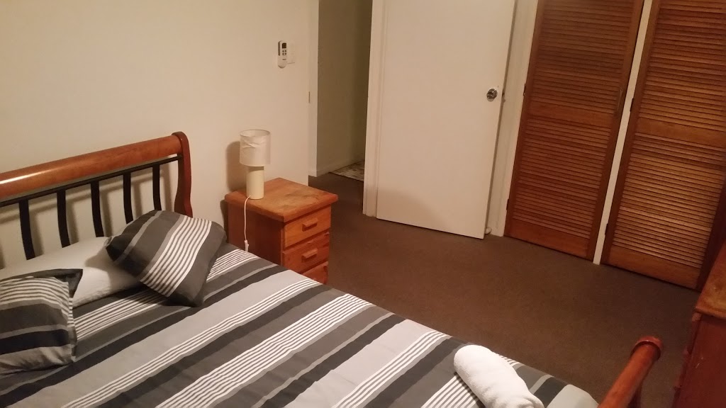 Herston Self-Contained Accommodation | lodging | 24 Garrick Terrace, Herston QLD 4006, Australia | 0400555511 OR +61 400 555 511
