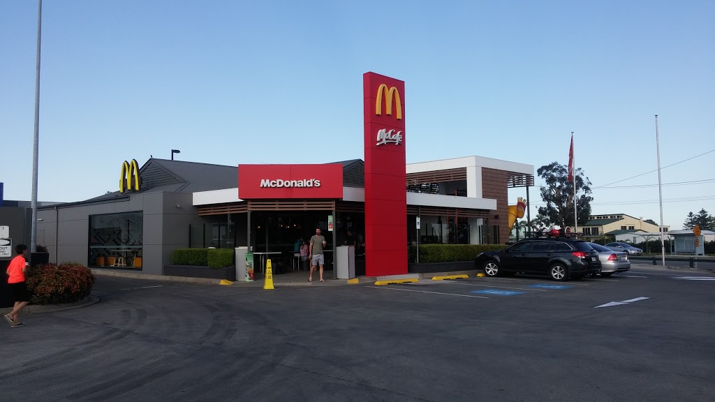 McDonalds Heatherbrae | cafe | 373 Pacific Hwy, Heatherbrae NSW 2324, Australia | 0249877613 OR +61 2 4987 7613