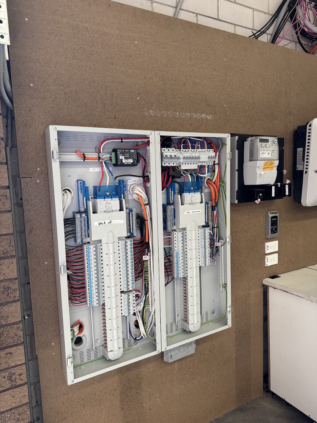 XBK Electrical Services | 19 Symonds St, Crib Point VIC 3919, Australia | Phone: 0423 478 699