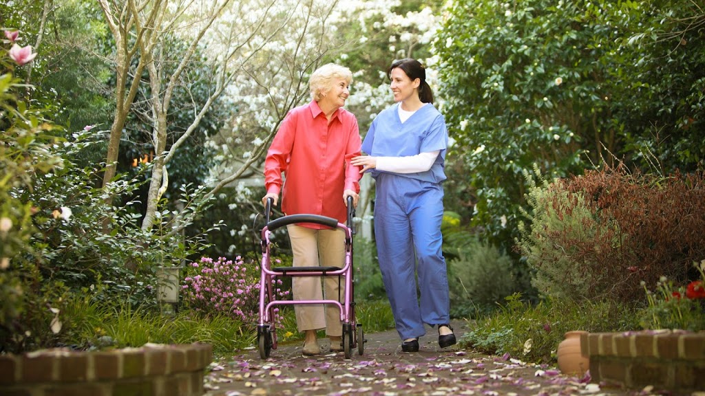 Home Care Assistance North Coast | 1/72 Yamba Rd, Yamba NSW 2464, Australia | Phone: (02) 6646 3527