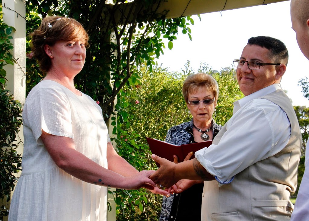 Marriage Celebrant - Bernadette Carson | 35 Nelmes Cl, Toronto NSW 2283, Australia | Phone: (02) 4950 4491