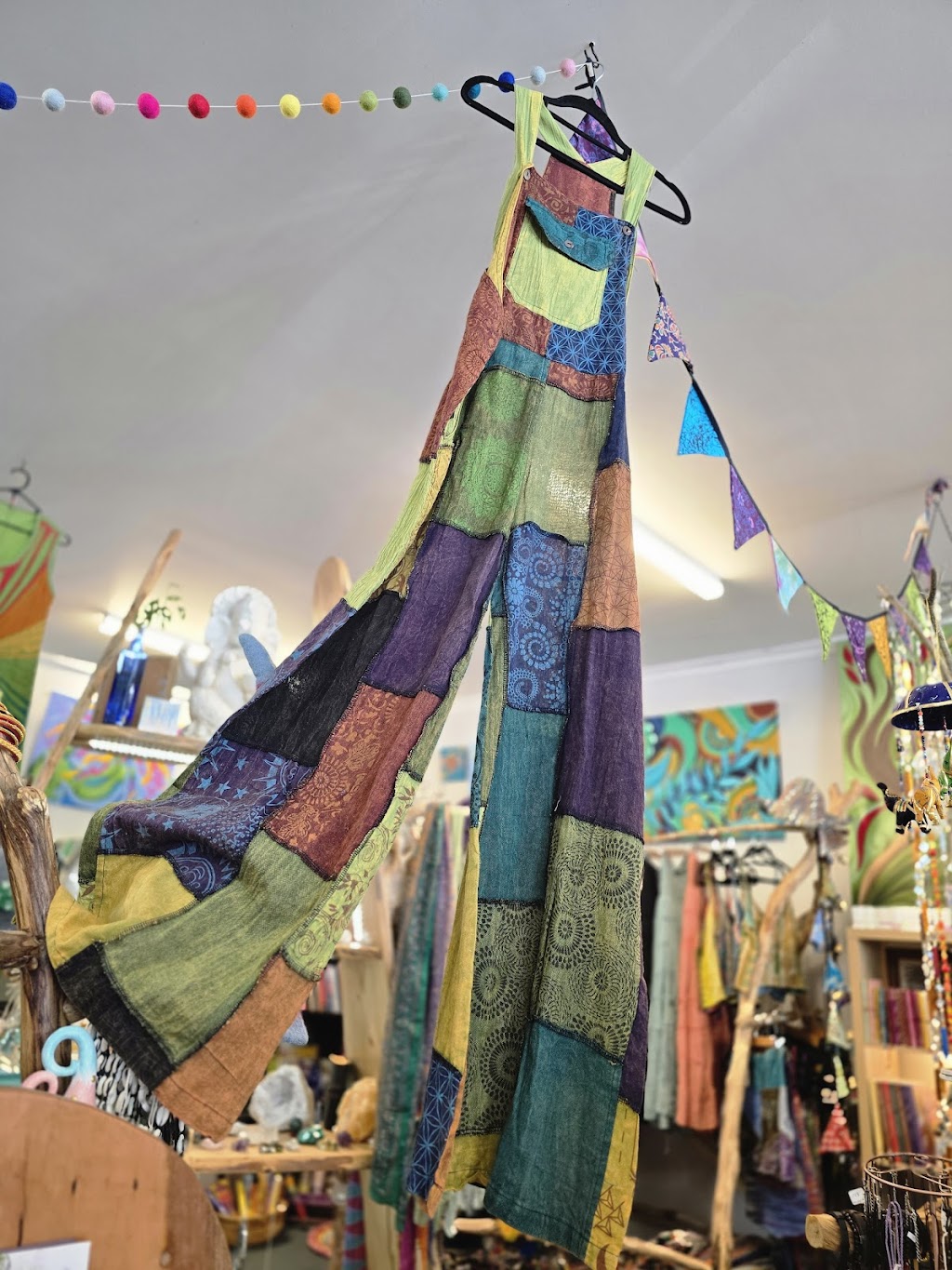 Silk & Stone Bohemian Hippie Shop | Shop 6/2 Voyager Cres, Bawley Point NSW 2539, Australia | Phone: 0421 119 978